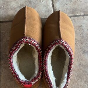 Cozy Tan Slippers with Red Trim